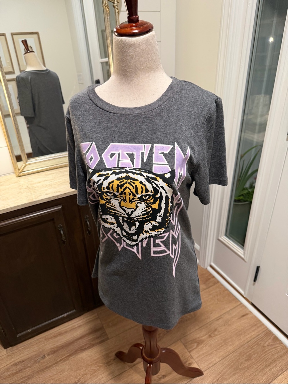 Gray Graphic Tee with Tiger Front Print